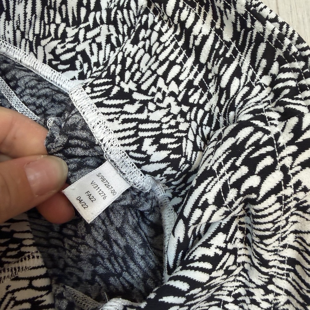 Athleta Medium Ultimate‎ Stash High Rise Textured 7/8 Tight 987267 Printed - Picture 5 of 9